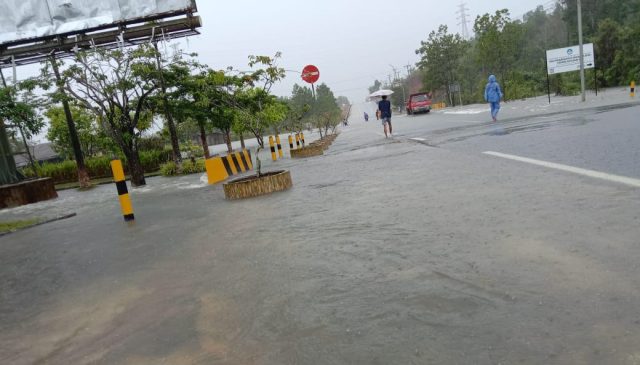 Jalan Ceruk Ijuk Banjir, Pengendara Dialihkan Untuk Sementara