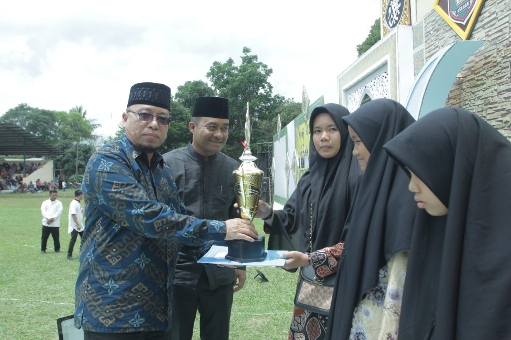 Bupati Surya Tutup MTQN ke-54 Kabupaten Asahan