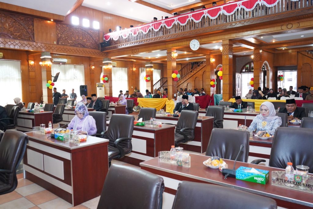 Bupati Surya Ajak Seluruh Elemen Masyarakat Tingkatkan Kinerja Penyelenggara Pemerintah Daerah