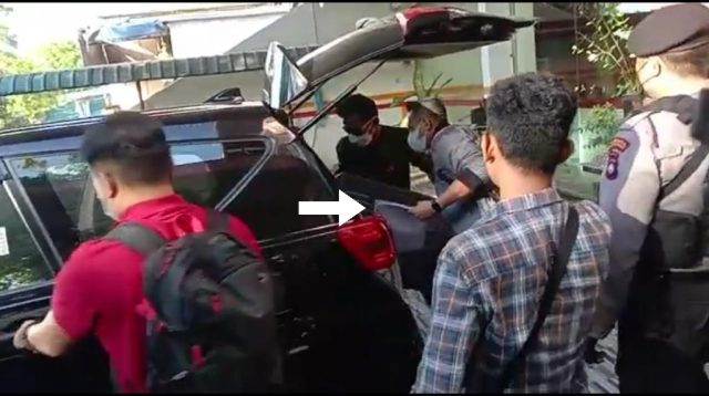 Penyidik KPK Boyong 1 Koper Berkas Tahun 2016-2019 BP Tanjungpinang