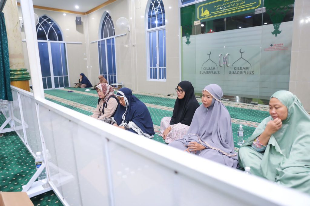Malam ke-23 Ramadhan, Rahma dan Jajarannya I’tikaf di Masjid Jami’ Zul Firdaus