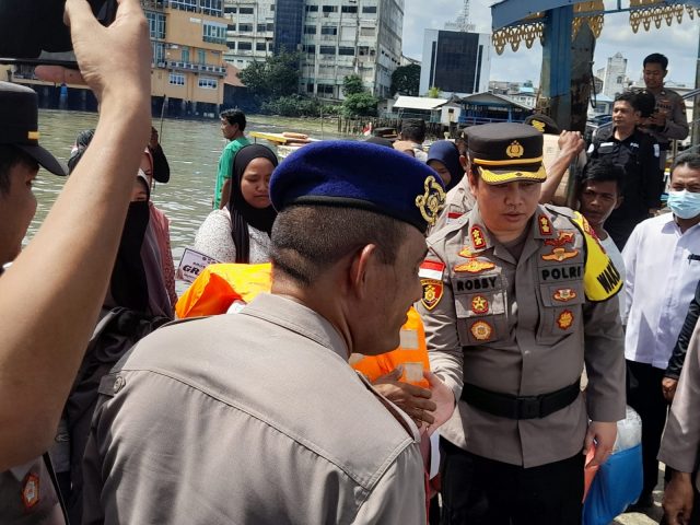 Polresta Tanjungpinang Sediakan Kapal Cadangan dan Bagikan 100 Tiket Gratis