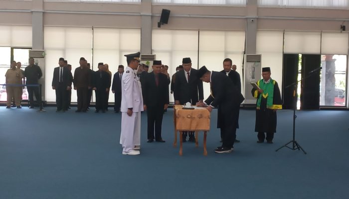 Benahi Sistem Pemerintahan, Bupati Bintan Rombak Kabinetnya