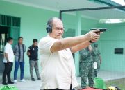 Wabup Asahan Ikuti latihan Menembak Di Makodim 0208/AS