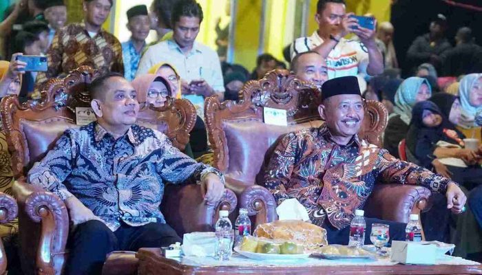 Usai Resmikan Pendopo Pacitan, Sekdaprov Beri Pesan Tantangan Global Generasi Muda