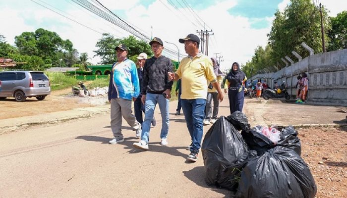 Hasan Harap Bersih-bersih Lingkungan Rutin Dilakukan Warga