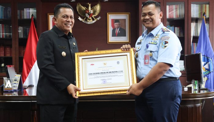 Harap Sinergi Selalu Terjaga dengan Pemprov, Danlanud RHF dan Dansatrad 213 Pamitan