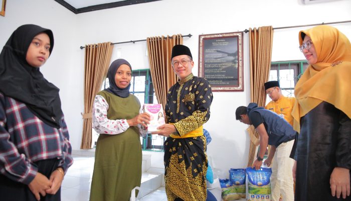 Lewat Dana Insentif Daerah, Hasan Serahkan Bantuan Cegah Stunting untuk Ibu Hamil