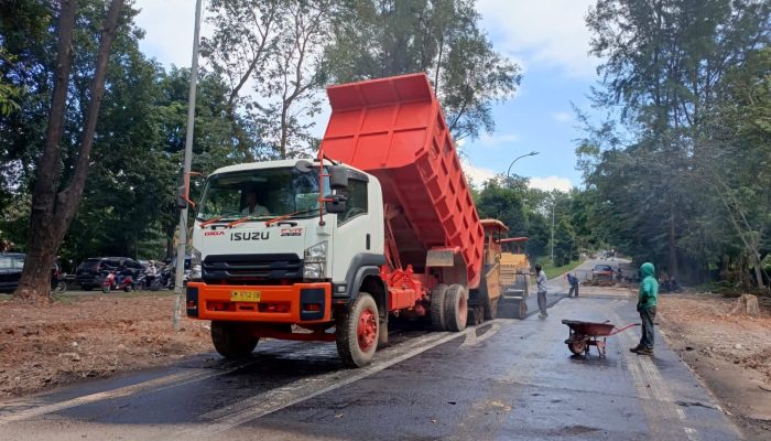 Perbaikan Jalan Amblas Gajah Mada Lebih Cepat Dari Perkiraan Awal