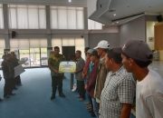 11 Kelompok Nelayan di Bintan Terima Bantuan Alat Tangkap dari Bupati Bintan
