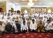 Seribu Tokoh Perempuan Sambut Kedatangan Ansar di Karimun