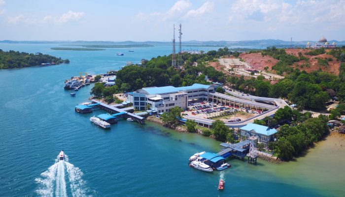 Jumlah Penumpang Pelabuhan Batam Periode Triwulan I 2024 Naik 7 Persen