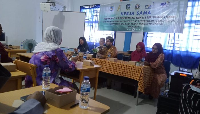 Perusahaan dari Kawasan BIE lncar Pelajar SMKN 1 Seri Kuala Lobam