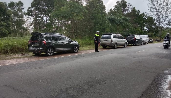 Hindari Kucing, Kecelakaan Beruntun Terjadi di Lintas Barat