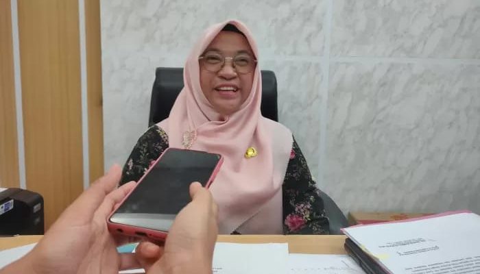 Disdik Tanjungpinang Pastikan SD dan SMP Swasta Tidak Dapat Seragam Gratis