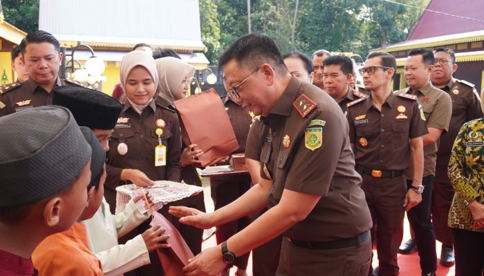 Kejati Kepri Gelar Rangkaian HUT HBA Ke-64 Dengan Kegiatan Bakti Sosial