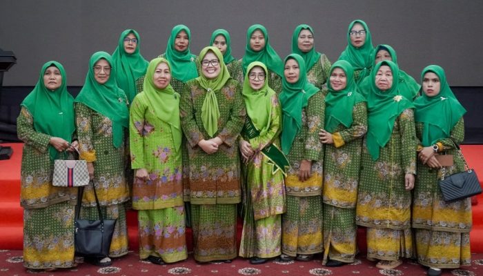 Bawa Keberkahan, Marlin Lantik PC Muslimat NU Natuna