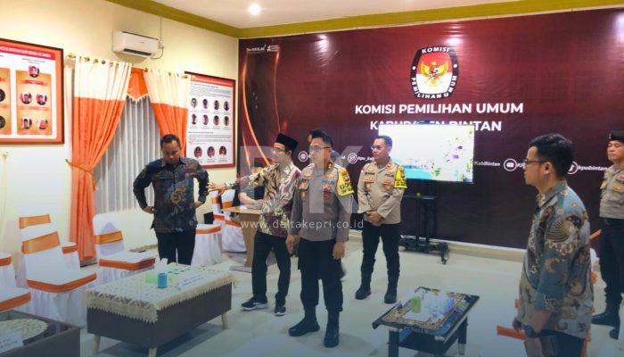 Masuk Masa Pendaftaran, Polisi Mulai Berjaga di Kantor KPU Bintan