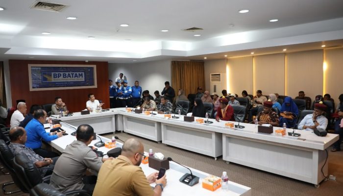 Terima Perwakilan Pendemo, BP Batam Dengarkan Aduan Aliran Air
