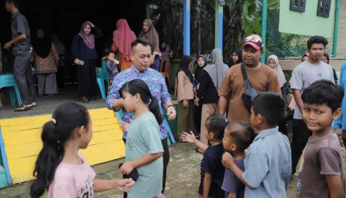 Kunker Ke Desa Kelumu, Bupati Lingga Tinjau Langsung Revitalisasi SDN 005