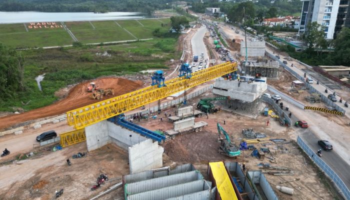 Pekerjaan Flyover Sei Ladi Memasuki Tahap Pemasangan Balok Girder