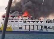 Kapal Roro KMP Tandeman Terbakar di Perairan Pulau Kasam