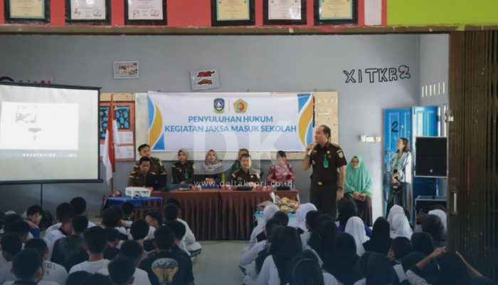 Program Jaksa Masuk Sekolah Berkunjung ke SMAN 1 dan SMKN 1 Bintan Timur