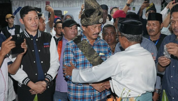 Masyarakat Tanjung Uma Batam Rayakan Ultah Muhammad Rudi