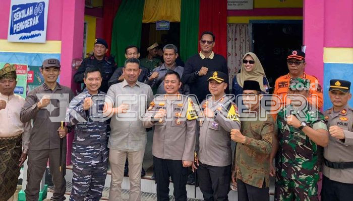 Pastikan Kondisi Aman, Kapolres dan Pamatwil Anambas Monitoring ke Sejumlah TPS