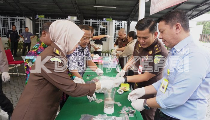 Dari 16 Perkara, Ratusan Gram Sabu dan Puluhan Butir Ekstasi Dimusnahkan