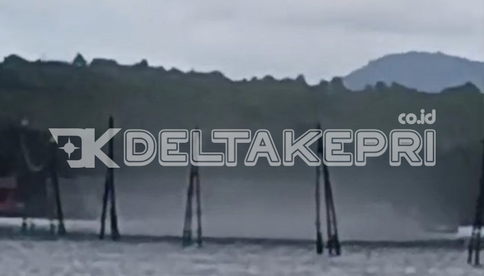 Fenomena Angin Puting Beliung Landa Perairan Tanjungpinang