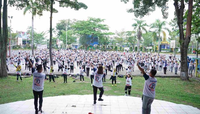 Kampanye Paslon 02, Rudi Ajak Masyarakat Tanjungpinang Senam Sehat