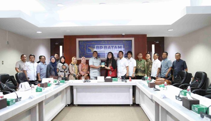 Belajar Pengelolaan Batam, DPRD Jawa Timur Sambangi BP Batam
