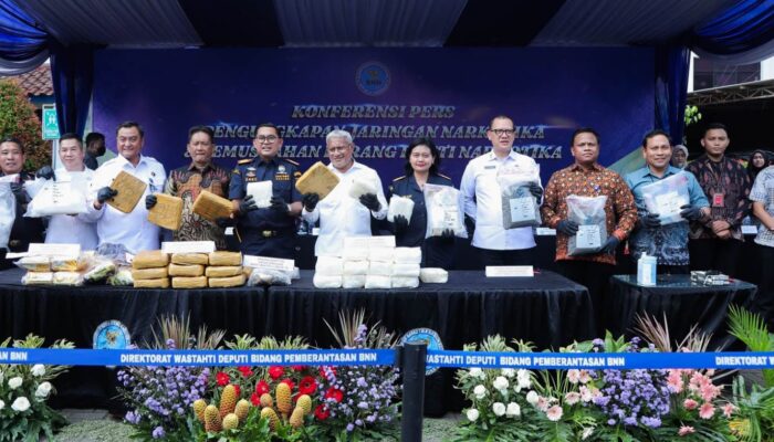 Modus Koper Pakaian, Dua Kurir Narkoba Tertangkap di Batam