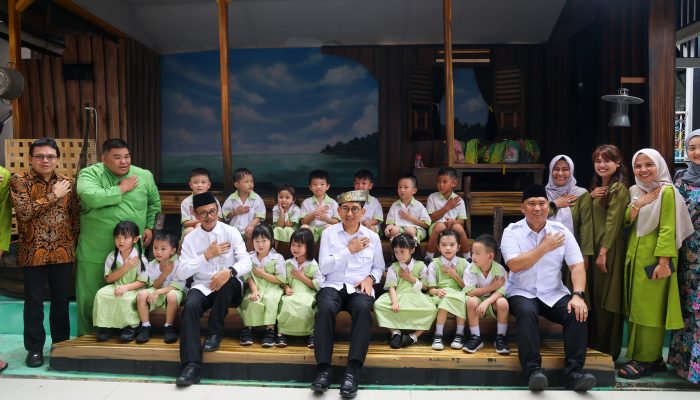 Menbud dan Wagub Kunjungi Museum Sultan Sulaiman Badrul Alamsyah di Tanjungpinang