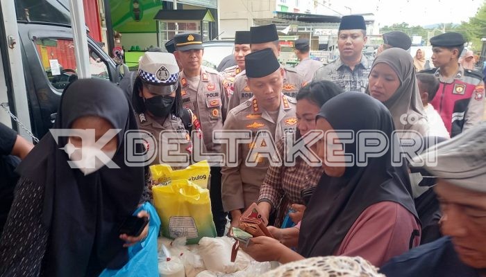 Jelang Idulfitri, Polresta Tanjungpinang Hadirkan Bazar Murah untuk Warga