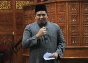 Bupati Roby ke Desa Kelong, Serahkan Bantuan untuk Masyarakat