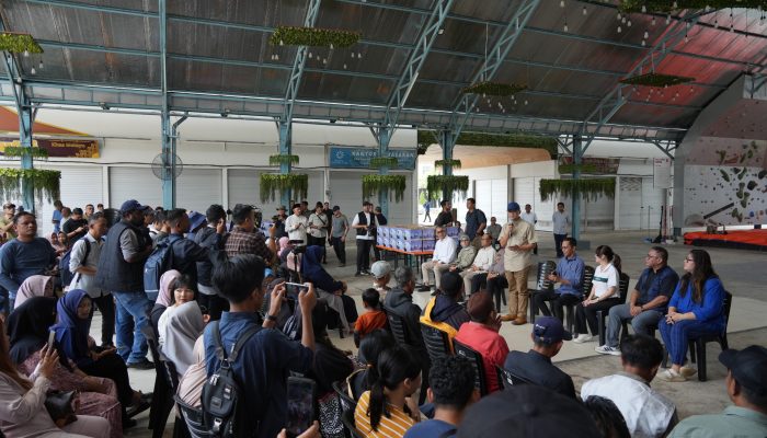 Dialog Bersama Warga, Menteri Transmigrasi dan BP Batam Cari Solusi Terbaik untuk Rempang