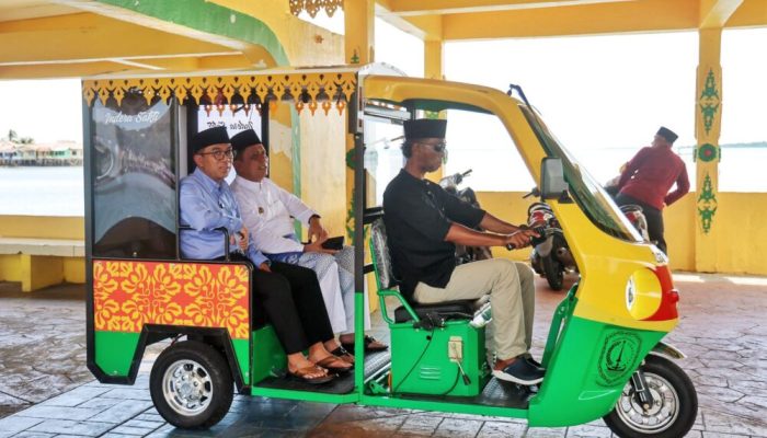 Prof. Brian Yuliarto Terkesima Kunjungi Pulau Penyengat: Ini Warisan Budaya Nasional