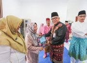 Berangkat Haji, Guru-Guru Tanjungpinang Diberi Pesan Khusus oleh Wali Kota
