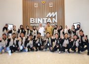Bupati Roby Buka Wawasan Pemuda Bintan tentang Industri Ekspor di BIIE