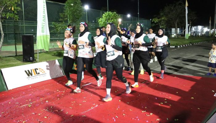 Lebih dari 10 Komunitas Ramaikan Tropical Night Run 5K di Bintan