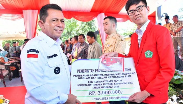 Pemprov Siapkan Dana Beasiswa untuk 1.176 Mahasiswa