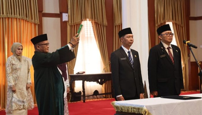 Rodi Yantari dan dr. Bambang Utoyo Resmi Jabat Kadis PUPP dan Direktur RSUD Kepri