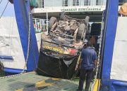 Insiden Mobil Terbalik di KMP Barau, Bongkar Muat di Pelabuhan Tanjung Uban Tertunda