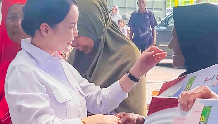 1.245 Lansia di Batam Dapat Bantuan Tunai, Amsakar – Li Claudia Fokus pada Kesejahteraan