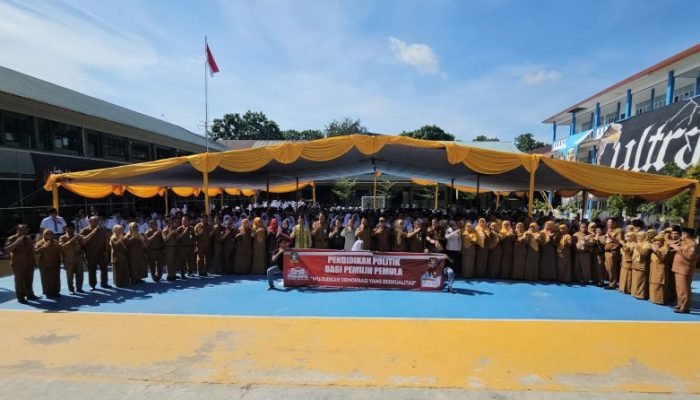 1.200 Siswa Antusias Sambut Program Kesbangpol Masuk Sekolah di SMAN 3 Batam