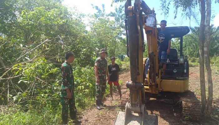 Kodim Tanjungpinang Genjot Pembukaan Jalan 3 KM di TMMD Lingga