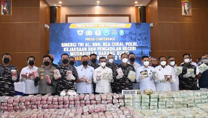 Narkoba Rp7,5 Triliun Dimusnahkan di Batam, TNI AL Ungkap Peran 5 WNA