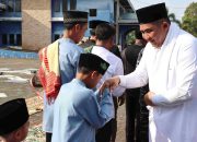 Rayakan Idul Adha di Pulau Pangkil, Bupati Roby Ajak Warga Tebar Kepedulian